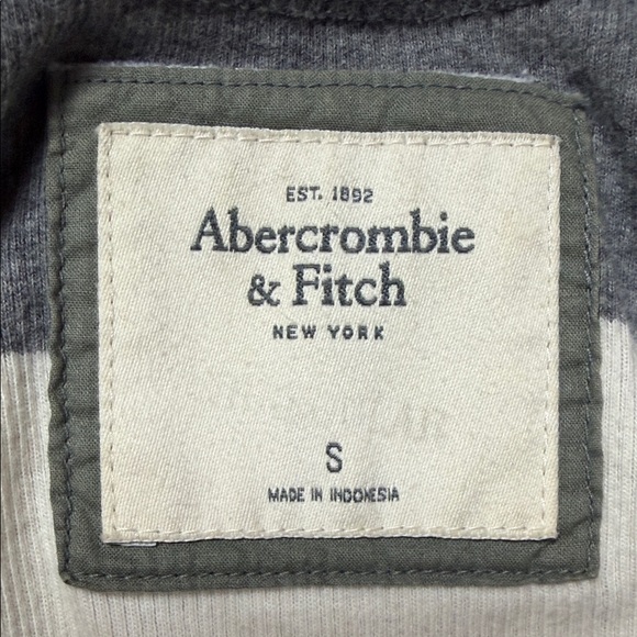 Abercrombie & Fitch Gray and Cream Striped Tank - Picture 2 of 6